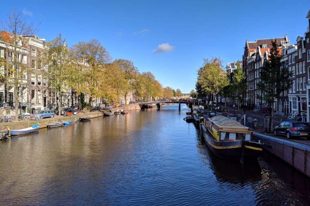 De havens van Hoorn, de stad vanaf het water